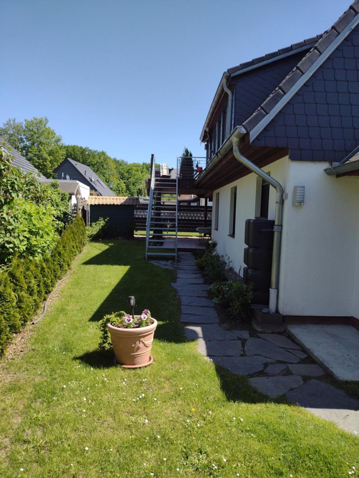 Seeblick Goehren-Lebbin Exterior photo